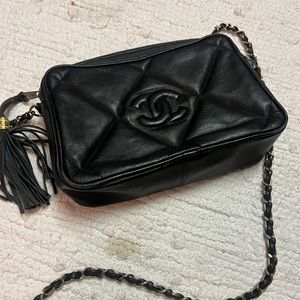 Vintage 1940’s Chanel purse